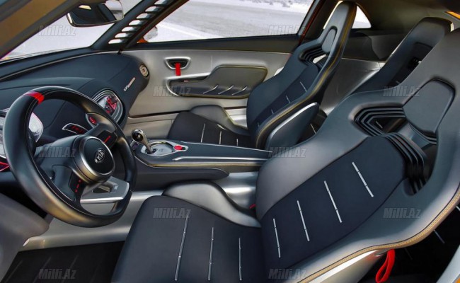 Arxa ötürməli Kia GT4 Stinger - FOTO