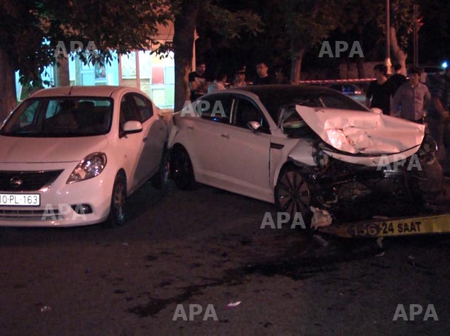 Bakıda maşın qəzasında qaz kəməri zədələndi, yaralılar var - FOTO