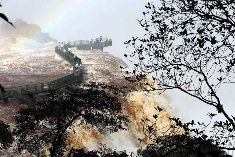 The Breathtaking Iguazu Falls
