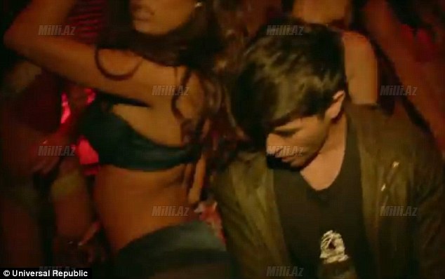 Enrike İqlesiasın mahnısı qalmaqal yaratdı - VİDEO - FOTO