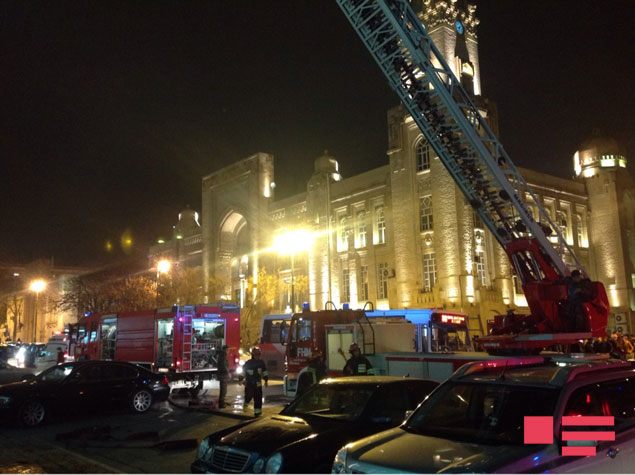 Bakıda "28 Mall" ticarət mərkəzində yanğın baş verib - YENİLƏNİB - VİDEO - FOTO