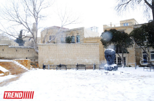 Bakı ağ libasa büründü - FOTOSESSİYA