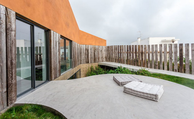 Böyük hovuzlu villa - FOTO