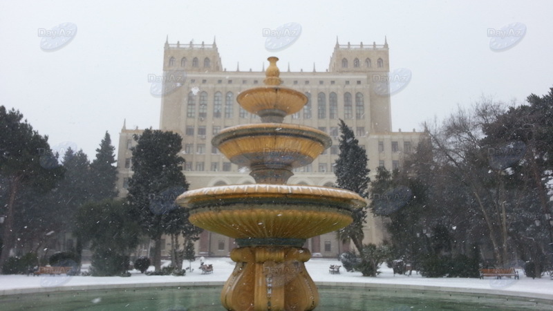 Bakıya güclü qar yağır - YENİLƏNİB - VİDEO - FOTOSESSİYA