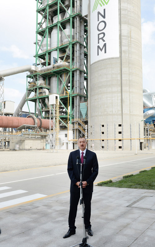 Prezident İlham Əliyev: "Azərbaycanda iqtisadi sahədə və sənaye sahəsində bütün dövlət siyasəti öz əksini tapır" - YENİLƏNİB - FOTO