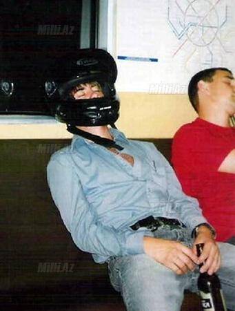 Metroda belə adamlar da var - FOTOSESSİYA