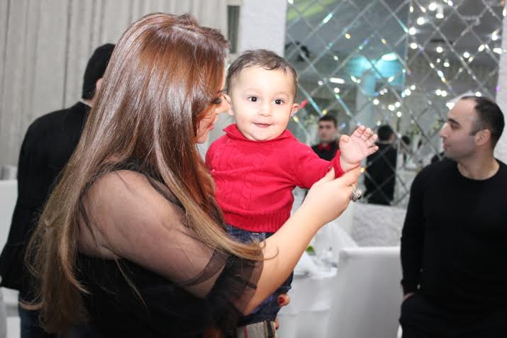 Xatirə İslamın ad günündə qalmaqal - YENİLƏNİB - FOTOSESSİYA
