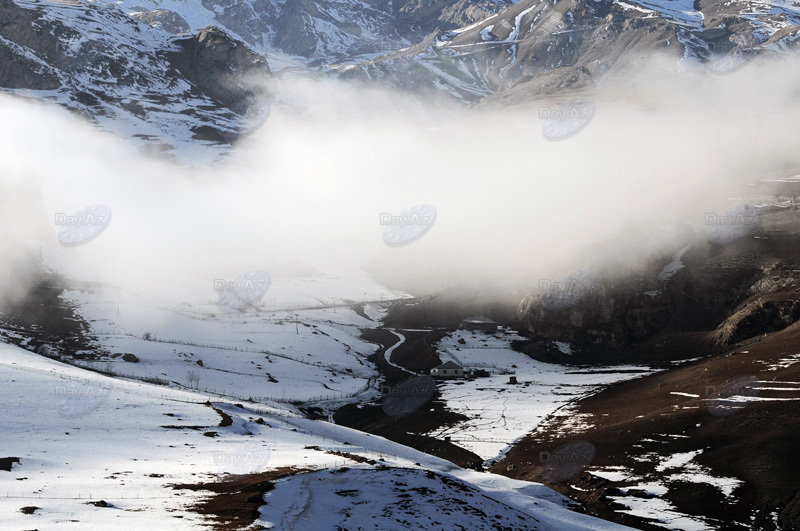 Azərbaycan dağlarının qış görüntüləri - FOTOSESSİYA