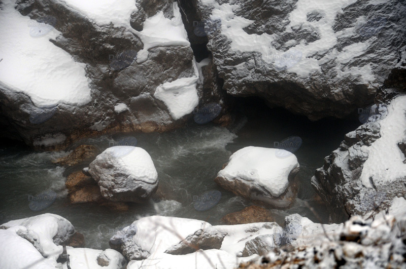 Azərbaycan dağlarının qış görüntüləri - FOTOSESSİYA
