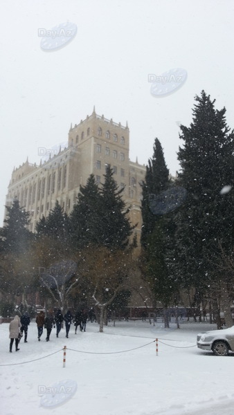 Bakıya güclü qar yağır - YENİLƏNİB - VİDEO - FOTOSESSİYA