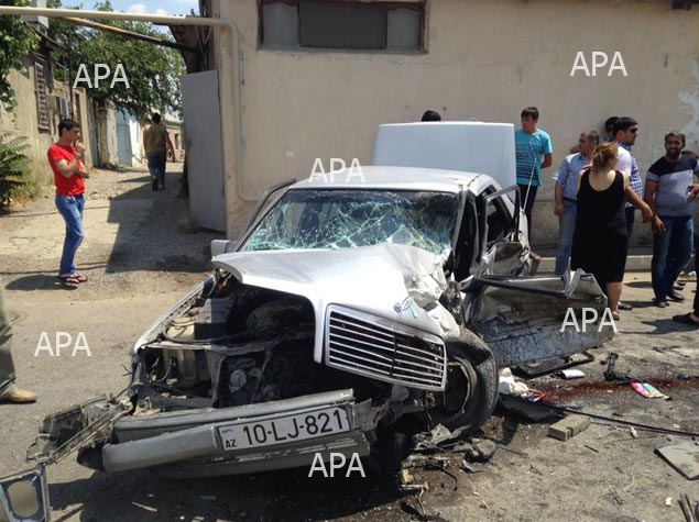 Bakıda üç maşın toqquşub, xeyli yaralı var - YENİLƏNİB - FOTO - VİDEO