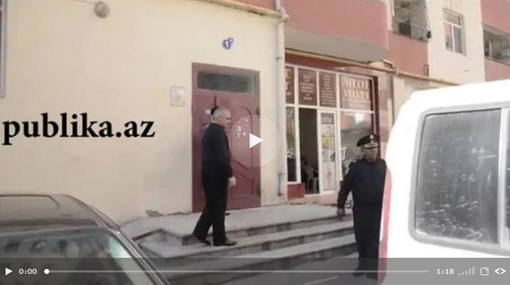 Bacısının başını kəsən qızın VİDEO VƏ FOTOsu