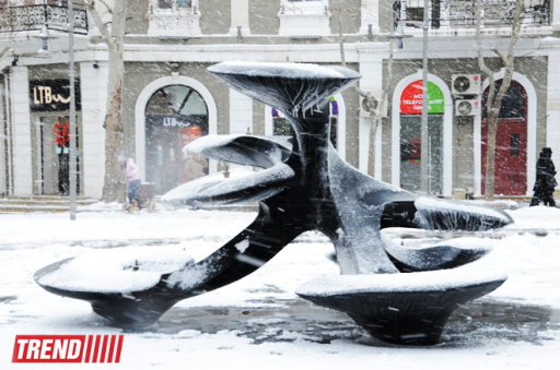 Bakı ağ libasa büründü - FOTOSESSİYA