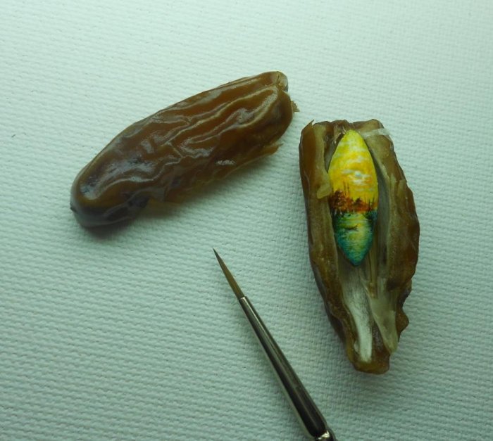 Balaca əsərlər ustası - FOTO