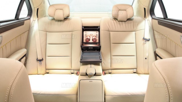 6 qapılı Mercedes-Benz - FOTO
