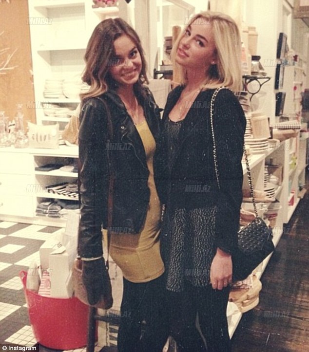 Snapchat-la bağlı rüsvayçı qalmaqal - FOTO