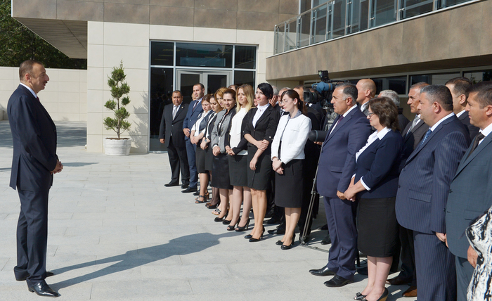 Prezident İlham Əliyev: "Azərbaycan öz sürətli inkişaf dövrünü yaşayır və ölkədə böyük quruculuq işləri aparılır" - YENİLƏNİB - FOTO