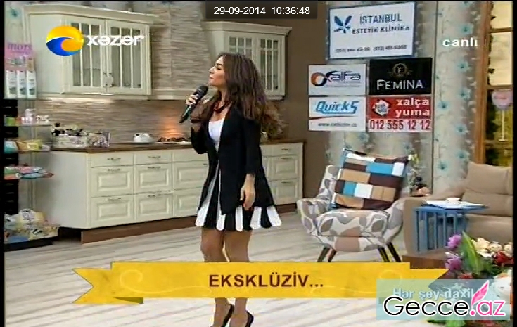 Toyuna hazırlaşan azərbaycanlı müğənninin mini ətəyi göz qamaşdırdı - FOTO
