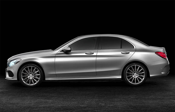 Yeni Mercedes C63 AMG - FOTO
