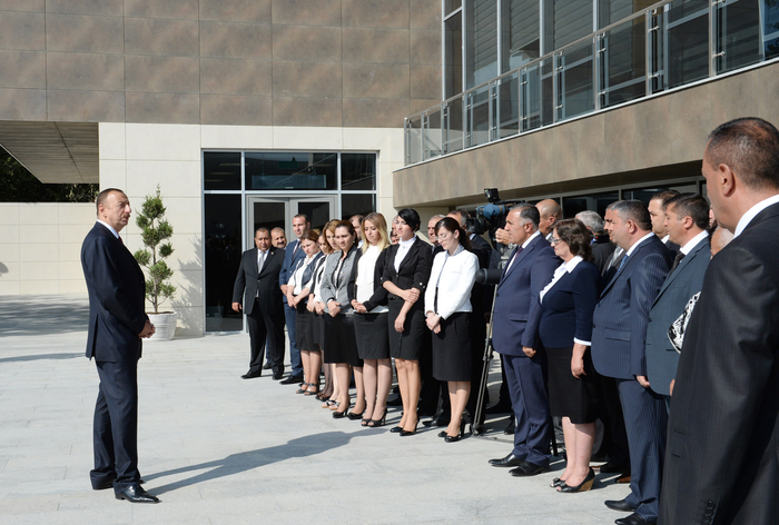 Prezident İlham Əliyev: "Azərbaycan öz sürətli inkişaf dövrünü yaşayır və ölkədə böyük quruculuq işləri aparılır" - YENİLƏNİB - FOTO