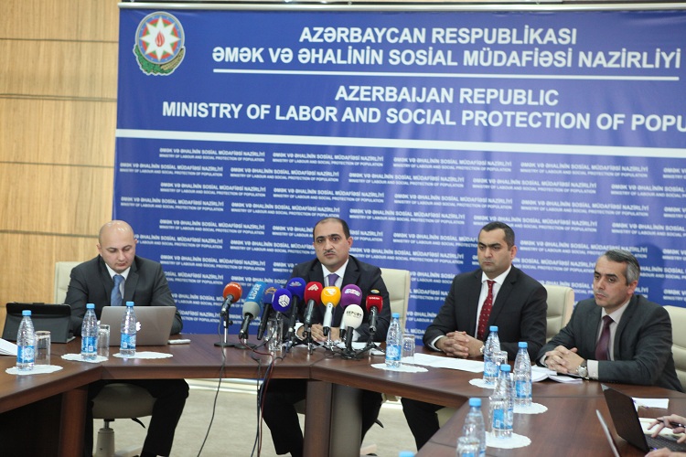 Azərbaycanda artıq iş yerindən arayış almağa ehtiyac olmayacaq - FOTO