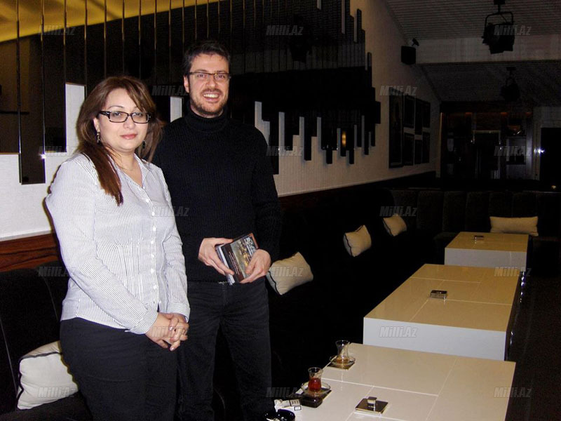 Azərbaycanlı rejissor: "Ailə qurmuşam, ancaq ayrılmışam. Alınmadı..." - FOTOSESSİYA