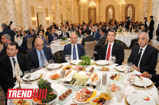 Bakıda "The Business Year: Azerbaijan - 2014" nəşrinin təqdimat mərasimi keçirilib - FOTO