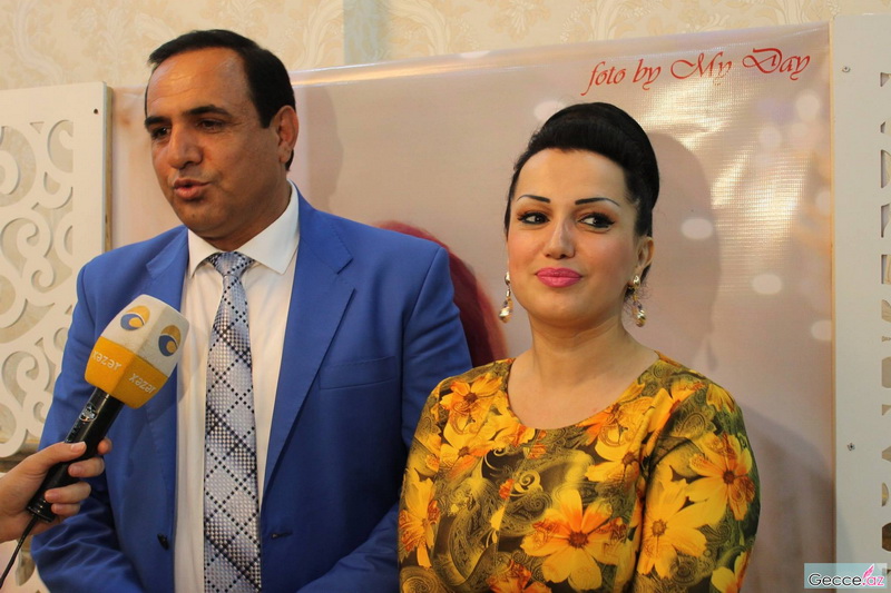 Ad günündə hönkür-hönkür ağlayan müğənniyə brilyant bağışladılar - FOTOSESSİYA