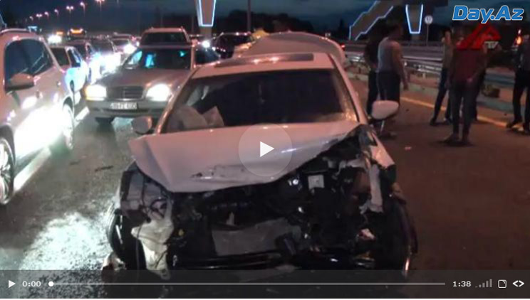 Bakıda qəzada qadın sürücünün maşını göydə oynadı: 2 yaralı - VİDEO - FOTO
