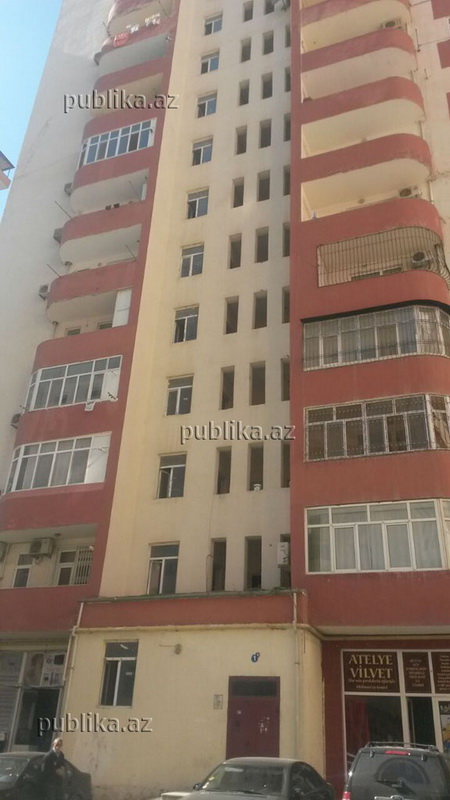 Bacısının başını kəsən qızın VİDEO VƏ FOTOsu