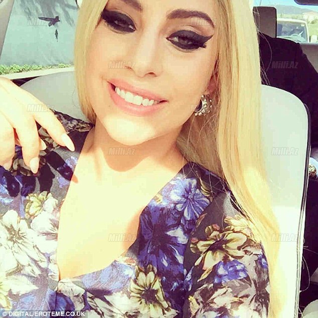 Ledi Qaqa erotik görkəmi seçdi - FOTOSESSİYA