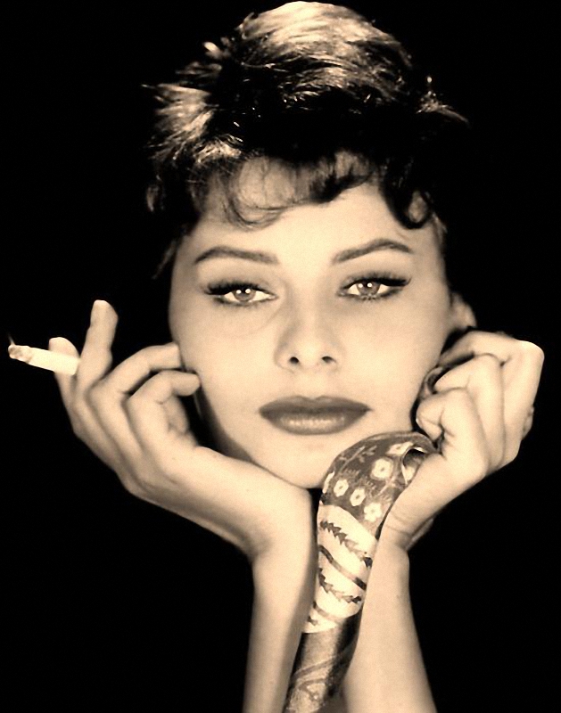 Sofi Loren: ən gözəl italyan xanım - FOTO