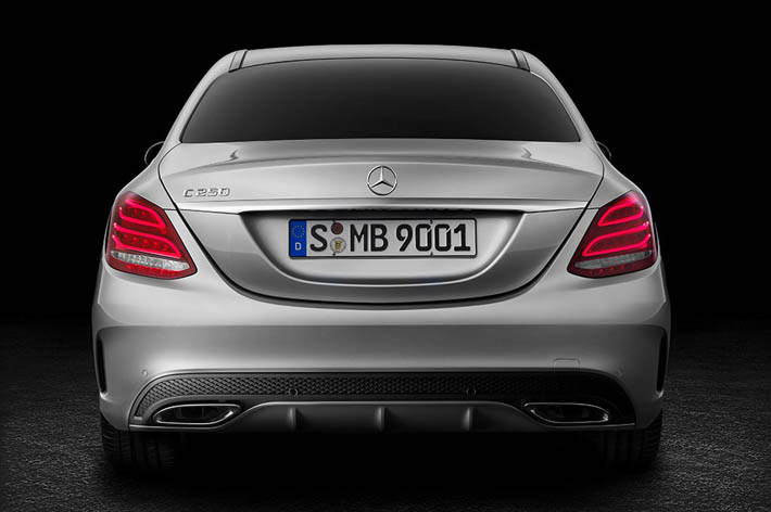 Yeni Mercedes C63 AMG - FOTO