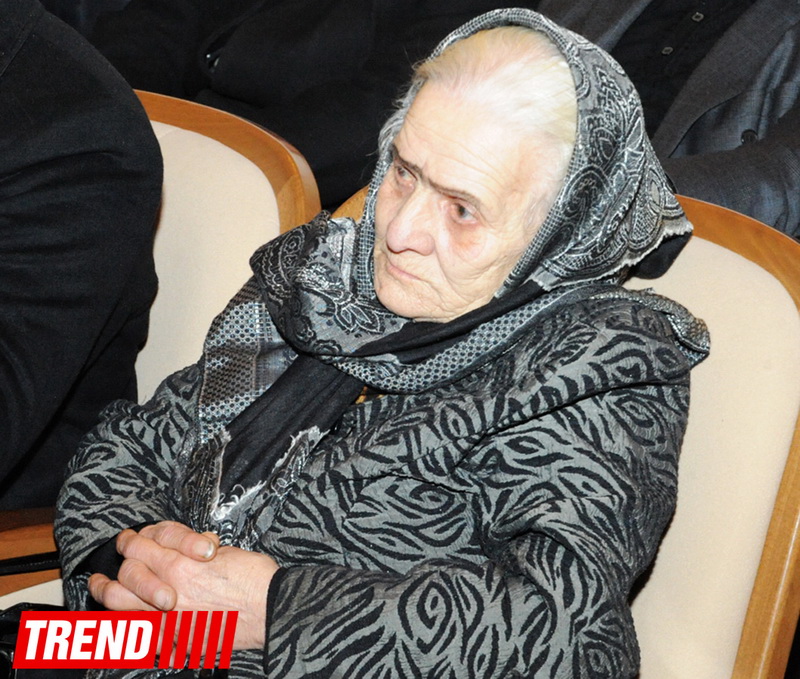Vaqif Səmədoğlu dəfn olundu - YENİLƏNİB - FOTO