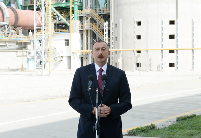 Prezident İlham Əliyev: "Azərbaycanda iqtisadi sahədə və sənaye sahəsində bütün dövlət siyasəti öz əksini tapır" - YENİLƏNİB - FOTO