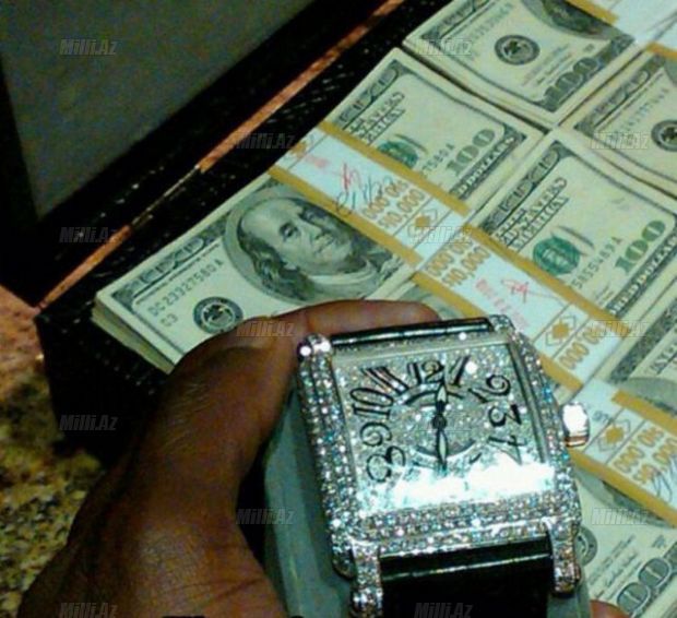 Pulu sel kimi xərcləyən idmançı: "Yaxşı eləyirəm!" - FOTOSESSİYA