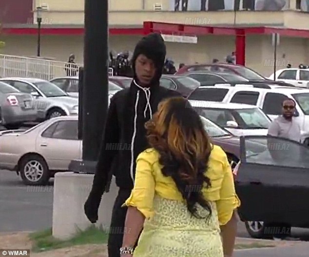 Oğlunu qapazlayan ana milyonların sevimlisi oldu - VİDEO - FOTO