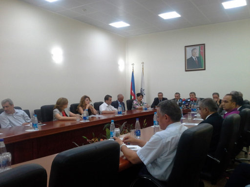 YAP-da "Heydər Əliyev və Azərbaycan mətbuatı" mövzusunda "dəyirmi masa" keçirilib - FOTO