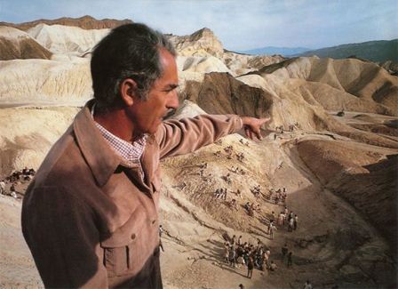 Bakıda portağal yağı axtaran dünya şöhrətli rejissorun sərgüzəştləri - FOTO