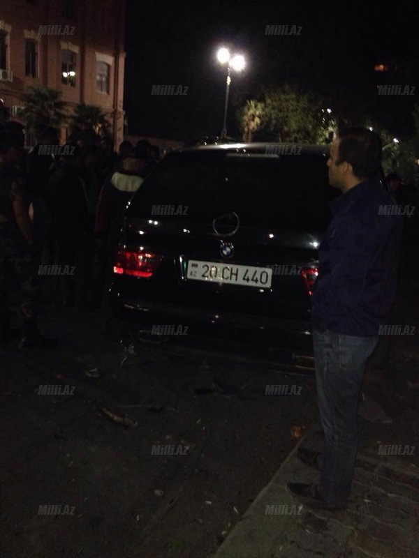 Azərbaycanda 3 maşın toqquşdu, yaralı var - YENİLƏNİB - FOTO