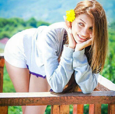 Aysel Bayramova: "Onunla hər dəfə qucaqlaşanda..." - FOTOSESSİYA