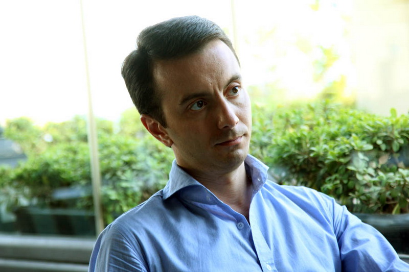 Teleaparıcı Ceyhun Əli: "Müasir kişilərdə sərtlik çatışmır" - FOTO