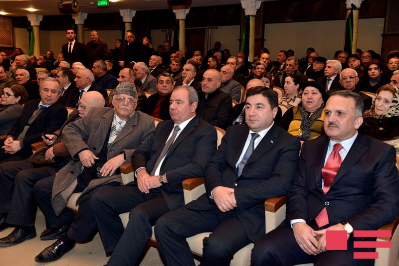 Vaqif Səmədoğlu dəfn olundu - YENİLƏNİB - FOTO