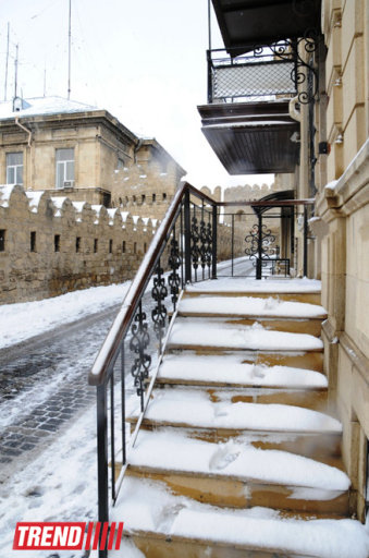 Bakı ağ libasa büründü - FOTOSESSİYA