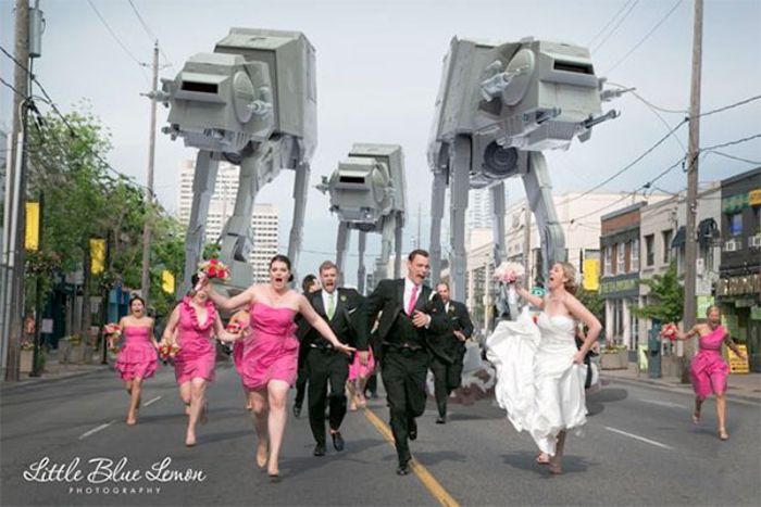 Qeyri-adi toy FOTOları