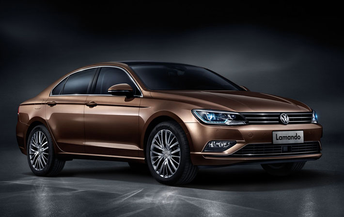 Volkswagen-dən kompakt sedan - FOTO