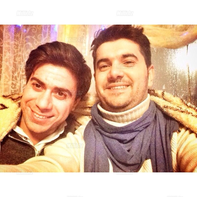 Azərbaycanlı sənətçilər Bakı metrosunda - FOTOSESSİYA