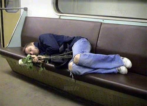 Metroda belə adamlar da var - FOTOSESSİYA