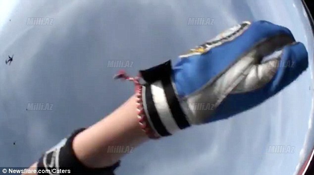 Səmada qorxulu anlar: huşunu itirdi, amma... - VİDEO - FOTO