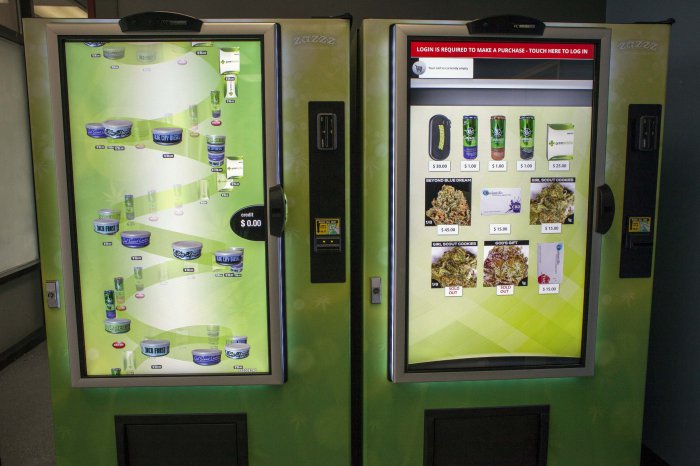 Nəşə satan avtomat da hazırlandı - FOTO